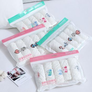 方巾全棉卡通印花纱布儿童口水巾新生儿哺乳喂奶口水巾白底实物图