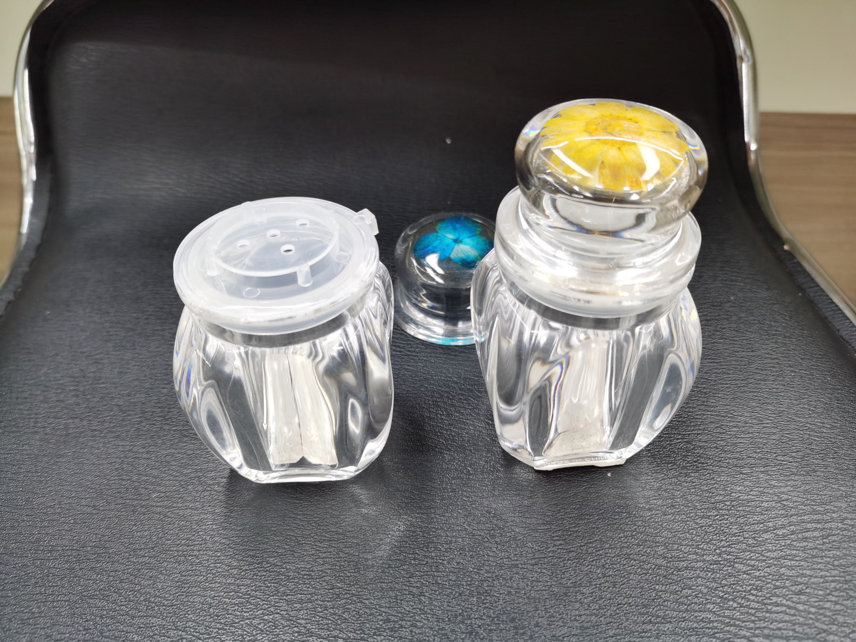 Acrylic set seasoning jars and bottles Item Picture