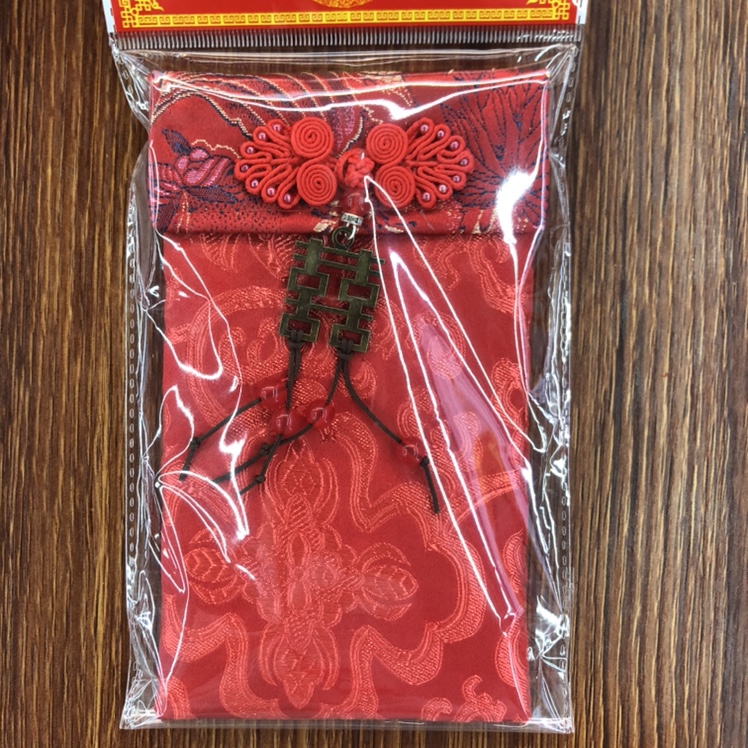 Vertical Fabric Red Envelope 2 (Single category)