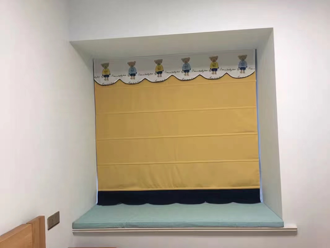 الستائر الرومانية undefined