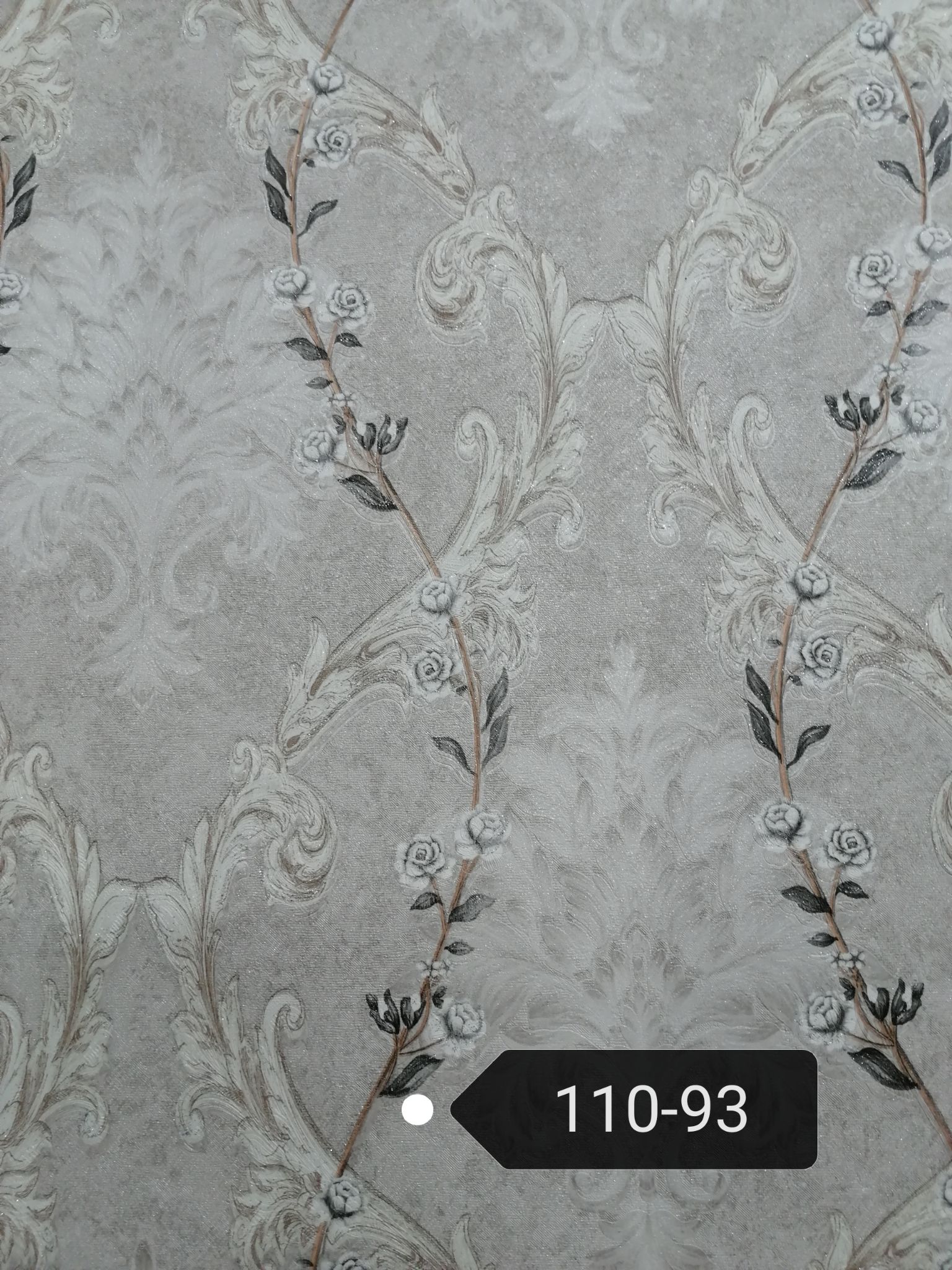 Classic PVC wallpaper with twig and European flowers
