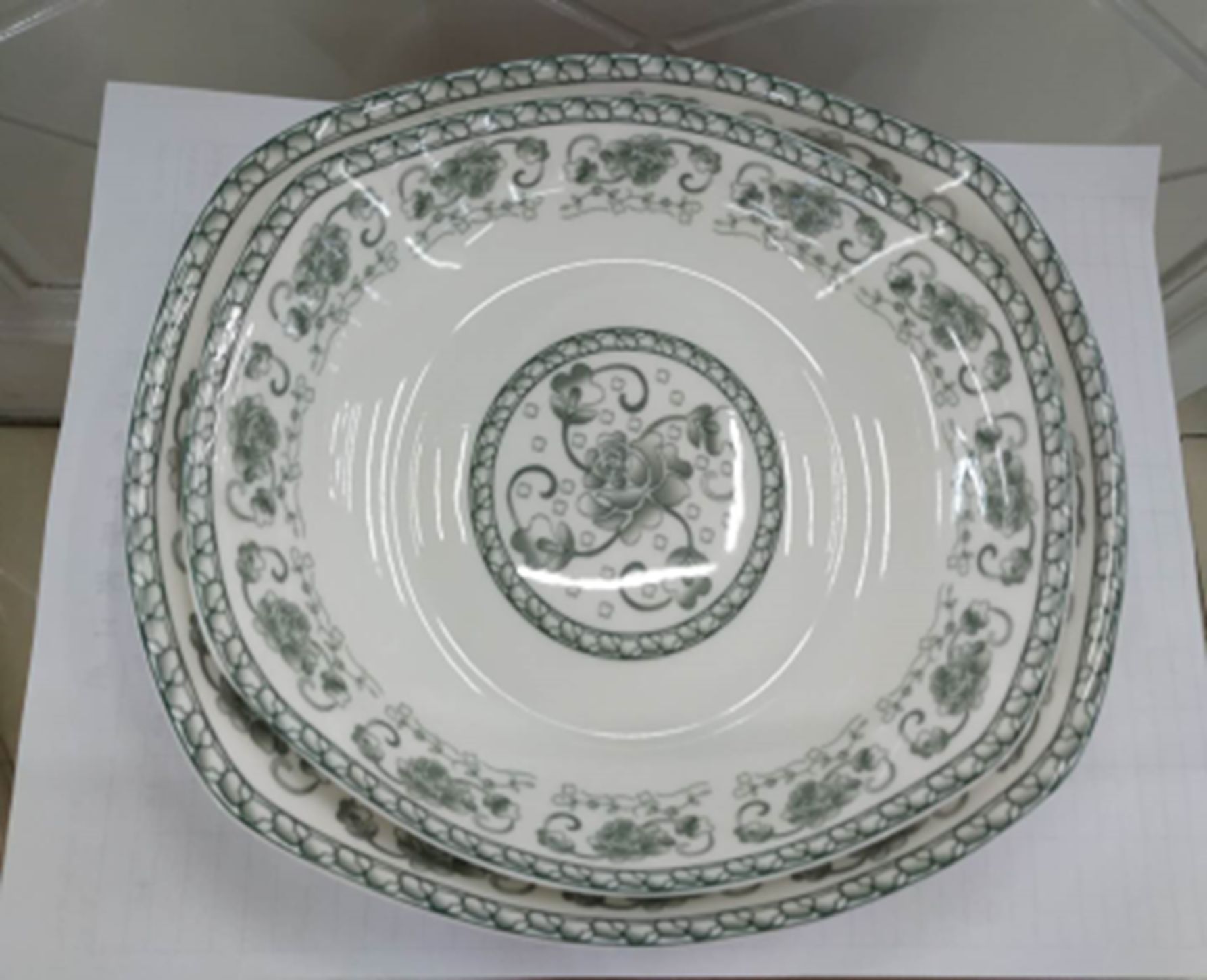 Yiwu Selection in glaze 8 inch boat shaped disk /35430