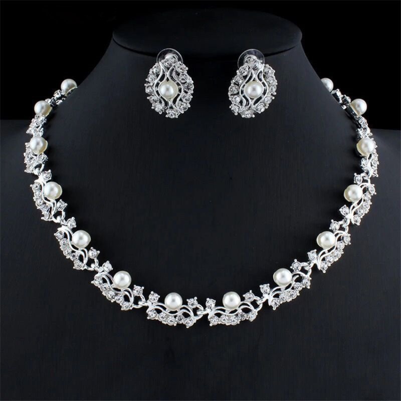 European And American Necklace Personality Stainless Steel Smooth Pendant Crystal Alloy Jewelry