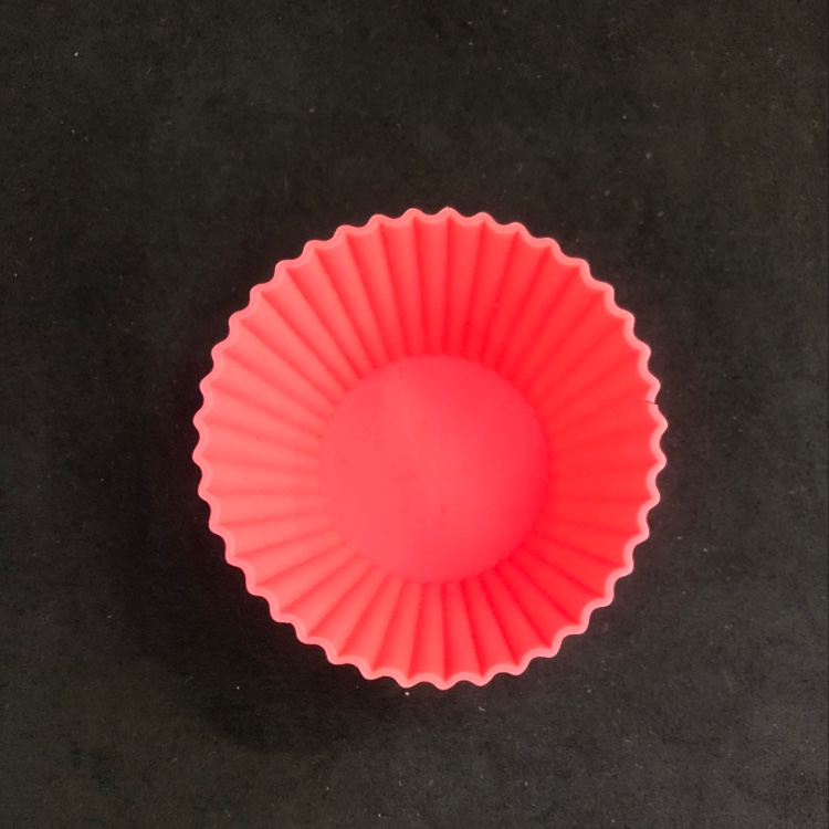 Round silicone cake mold