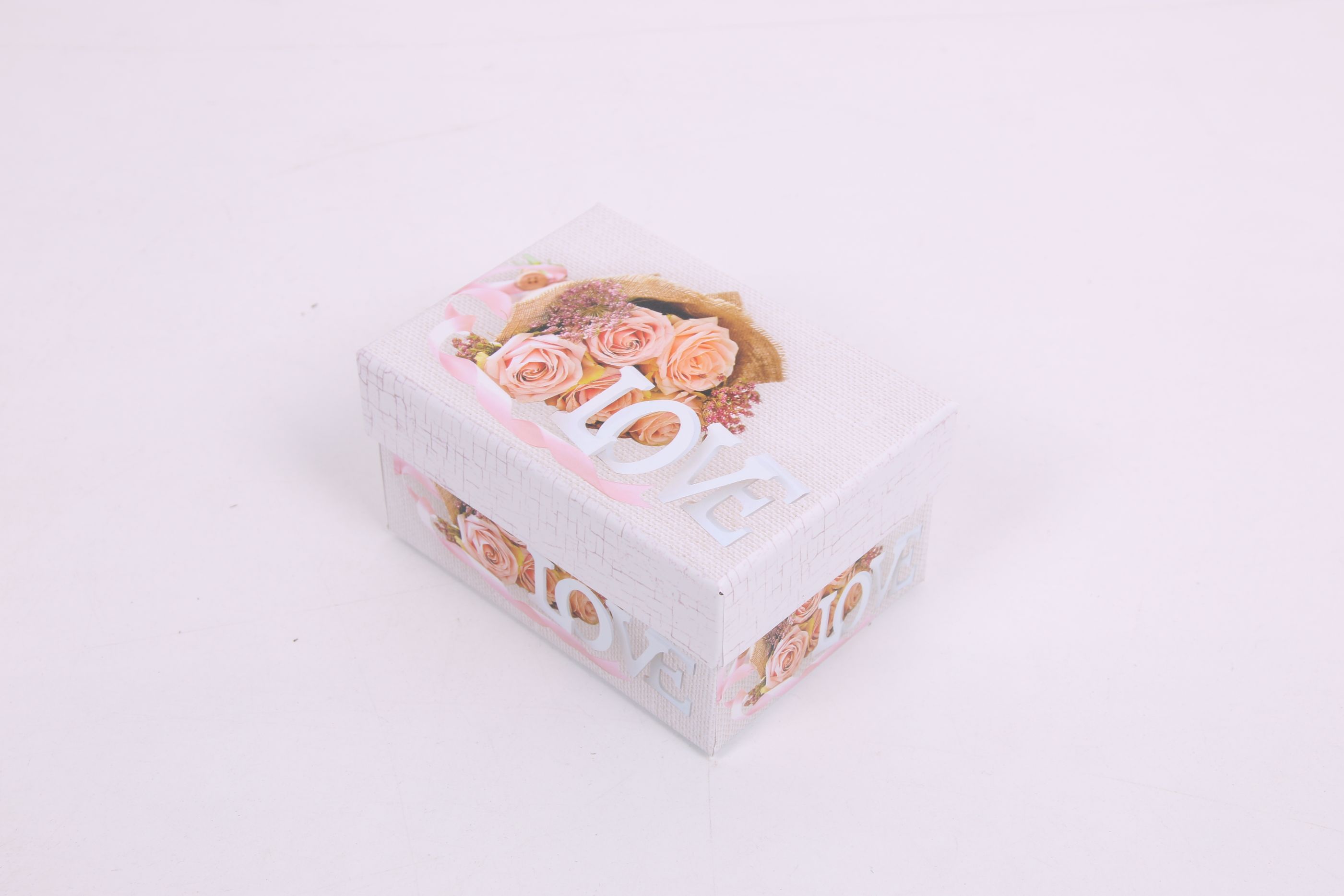 A single rectangular gift box, jewelry box, jewelry box and present box detail image 5