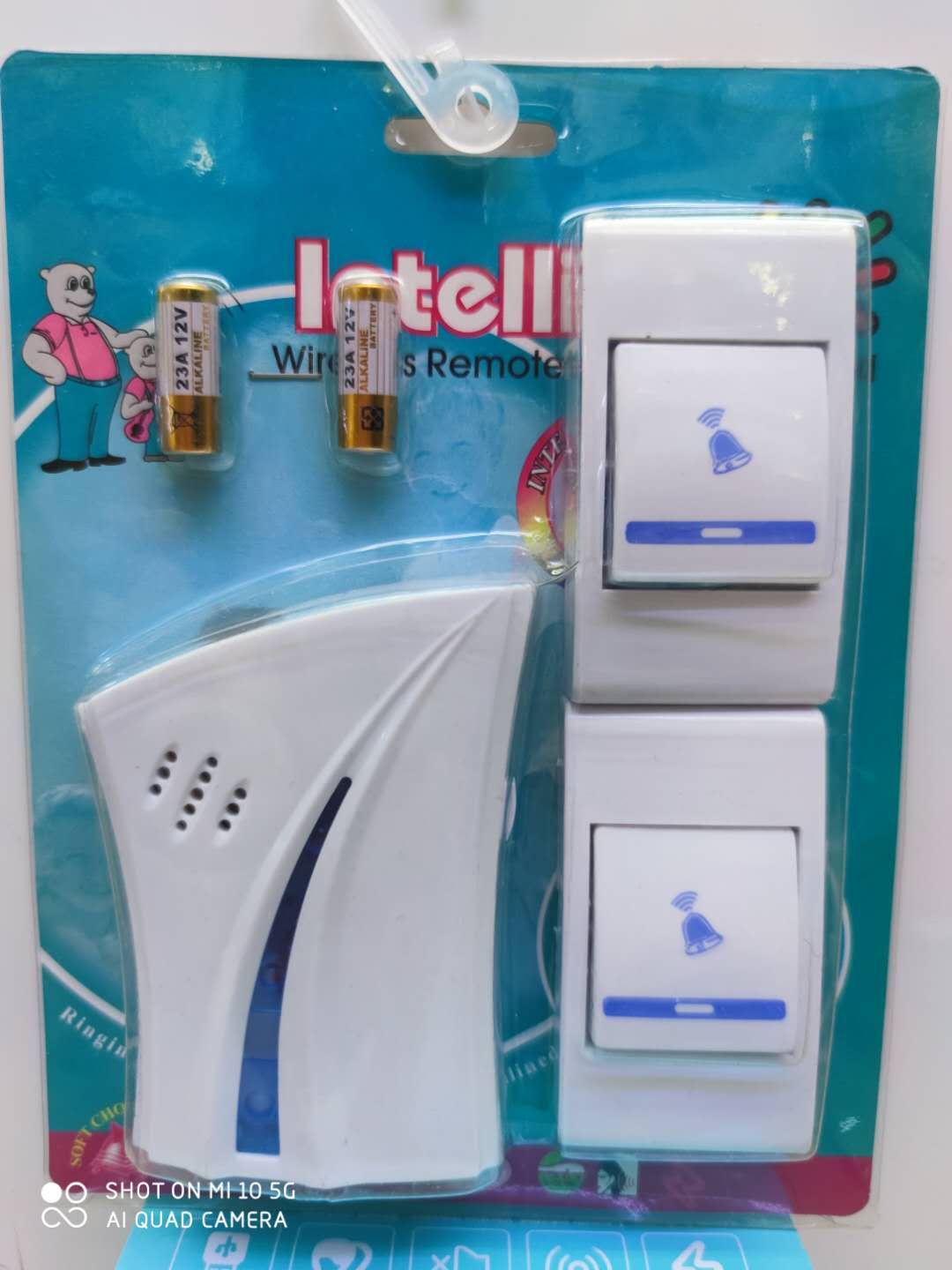 Intelligent wireless remote control doorbell radio frequency transmitting and receiving device