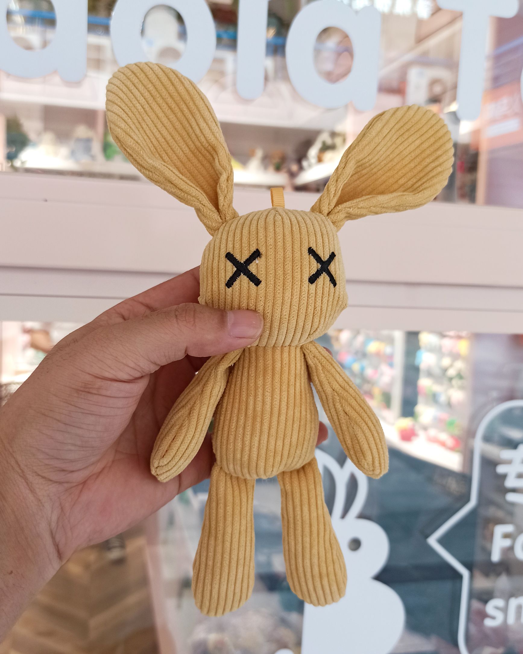 宝拉X眼兔毛绒玩具挂件钥匙扣抓机娃娃包包挂饰爪机礼品义乌玩具详情图6