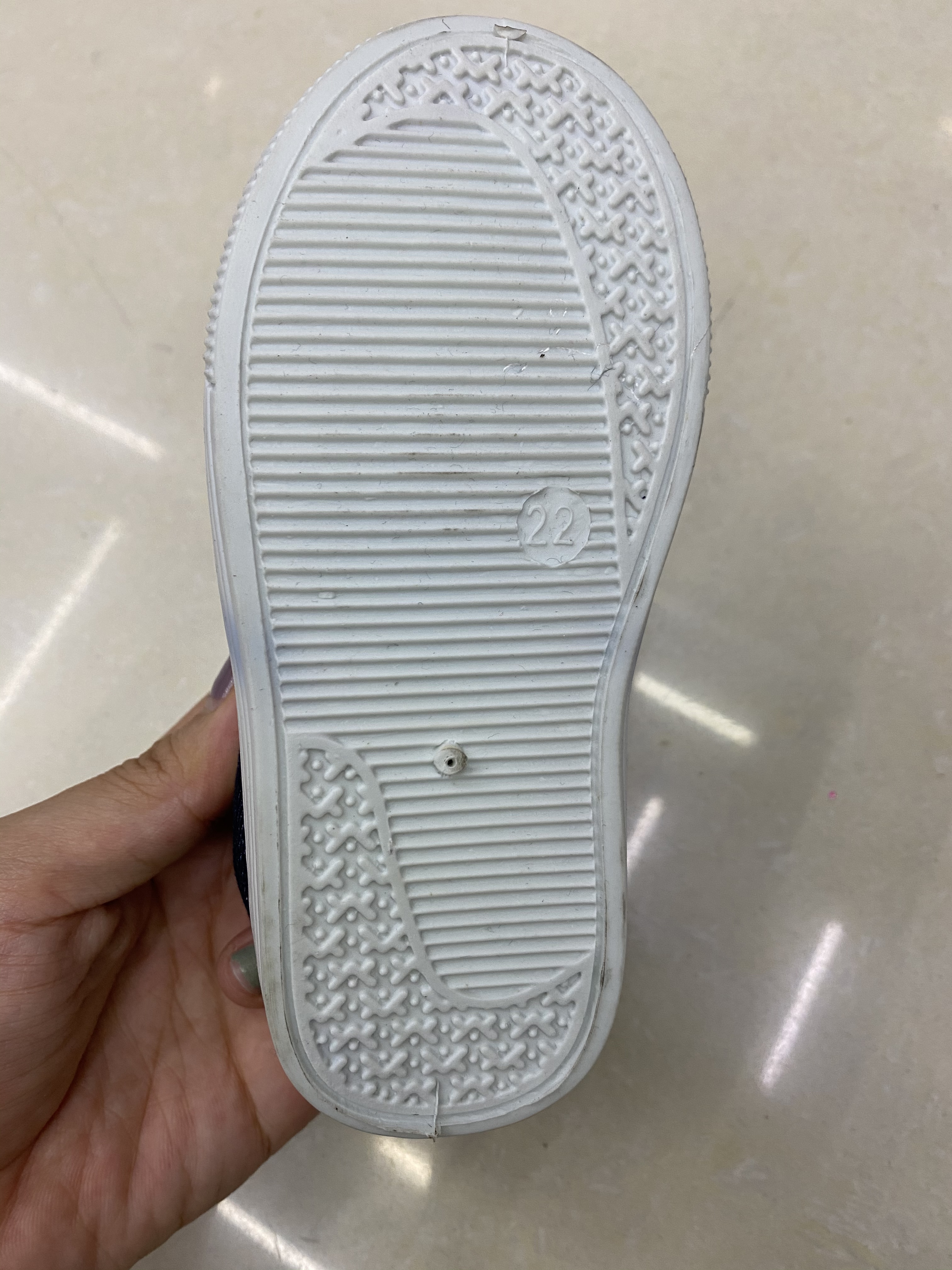 New Beaded Embroidered Denim Shoes For Fall 2020 Specification drawing