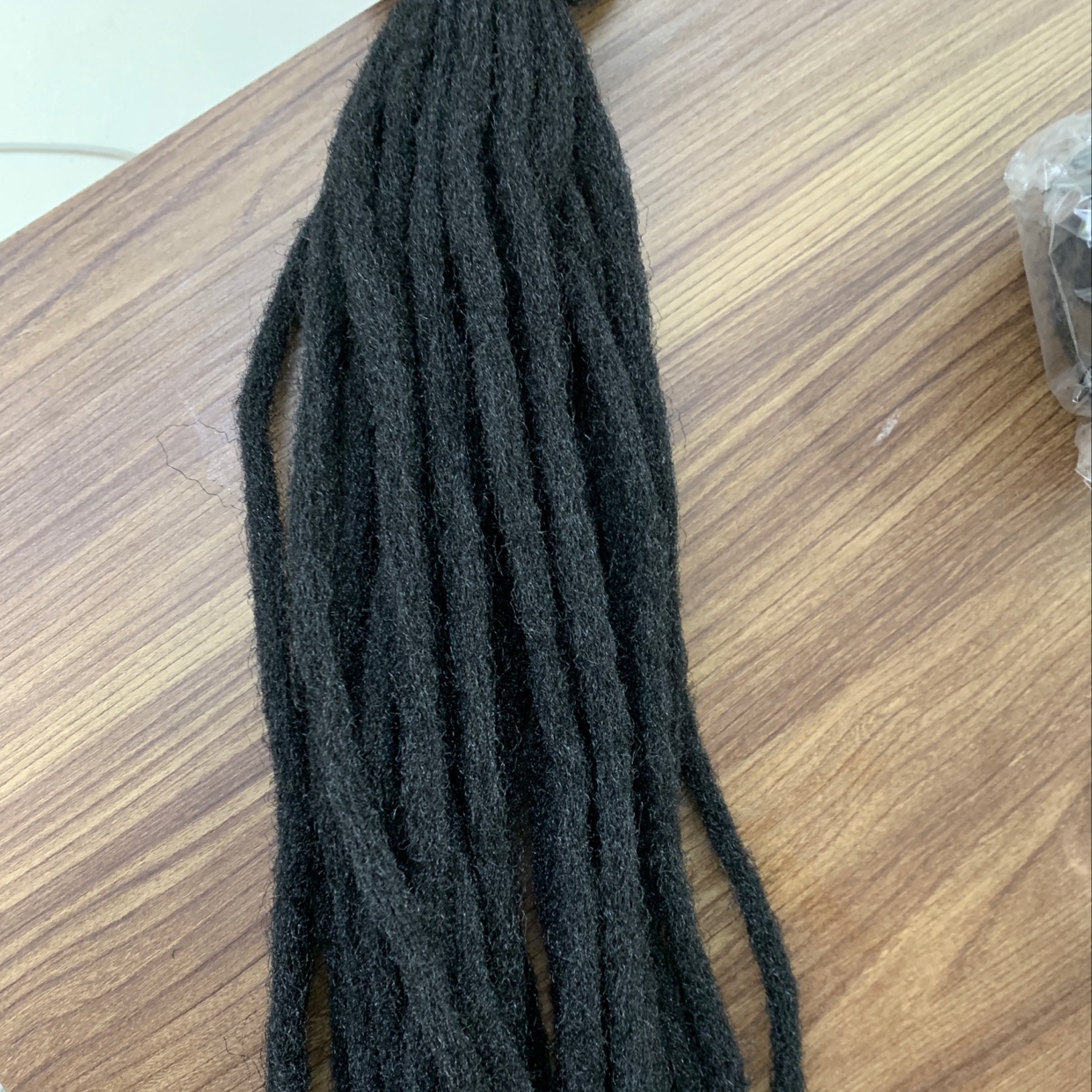 brazilian wool hair 巴西丙纶丝 50cm一根2克 dirty braid 脏辫细节图