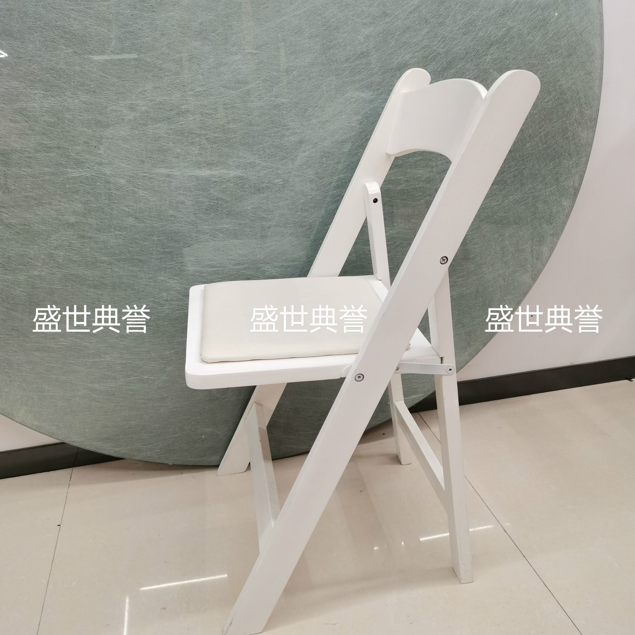 杭州外贸出口户外折叠椅 户外婚礼实木折叠椅子 宴会聚会白色椅子详情图3