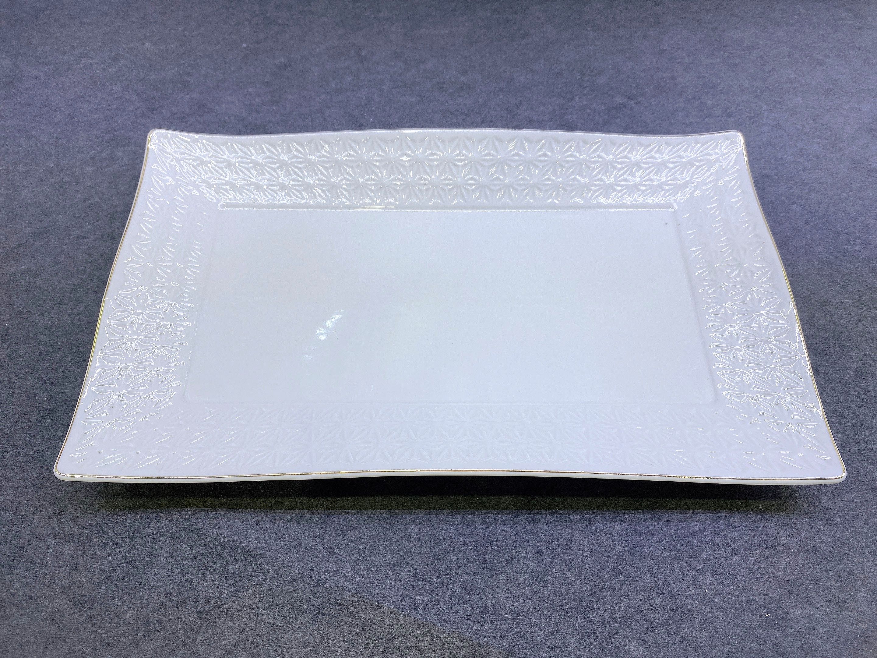 Foreign trade painted porcelain oblong plate gilt plate thumbnail