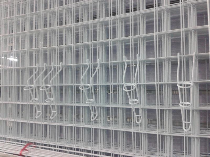 白色浸塑铁线插花钩，挂钩，网片挂钩，孔板钩详情图1