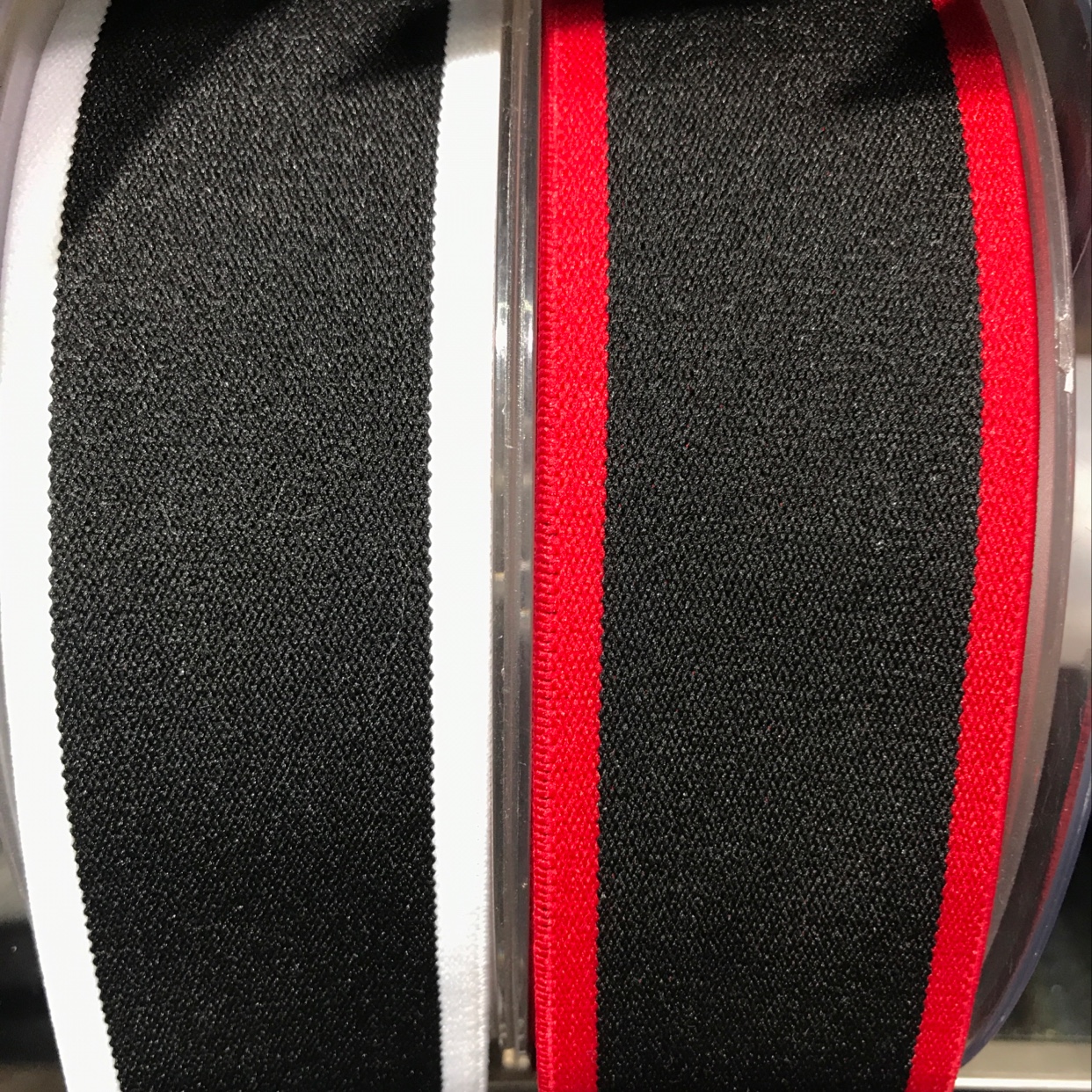 4.0 Yarn-Dyed Strip Waist With Red And White Edge
