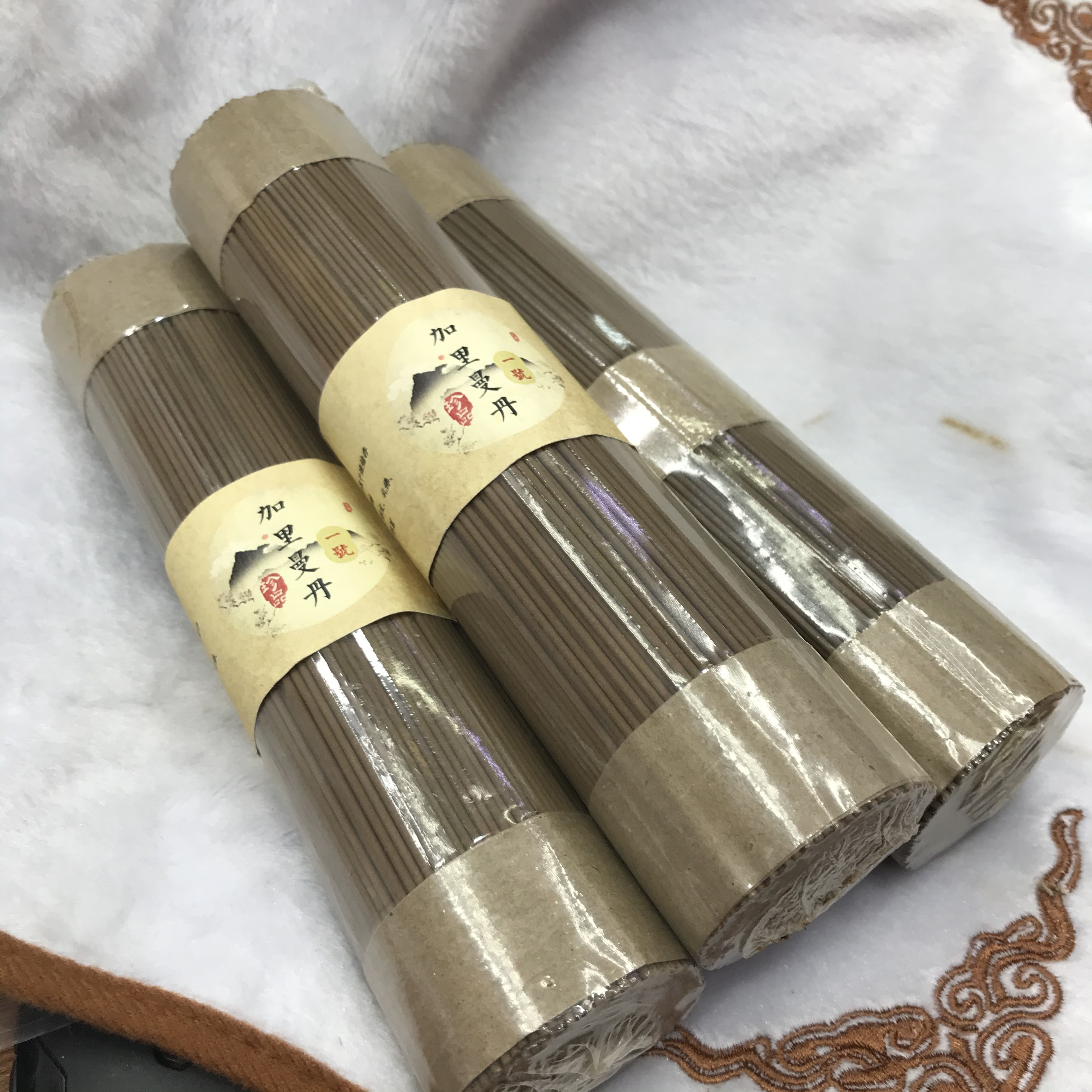 21 cm Kalimantan agarwood, 250 grams, approximately 700 sticks, a Zen-like tea room bedroom fragrance details Picture