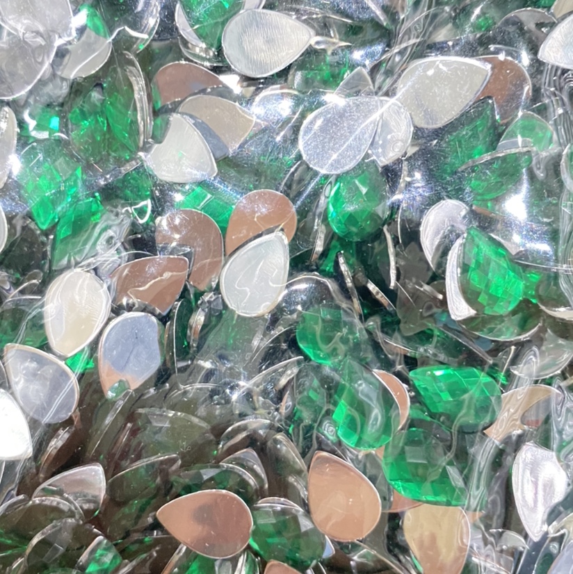 Green teardrop-shaped DIY manicure mobile phone case multi-purpose clothing and jewelry accessories thumbnail