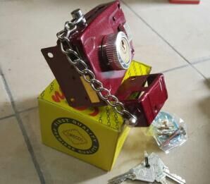 101 Outboard door locks