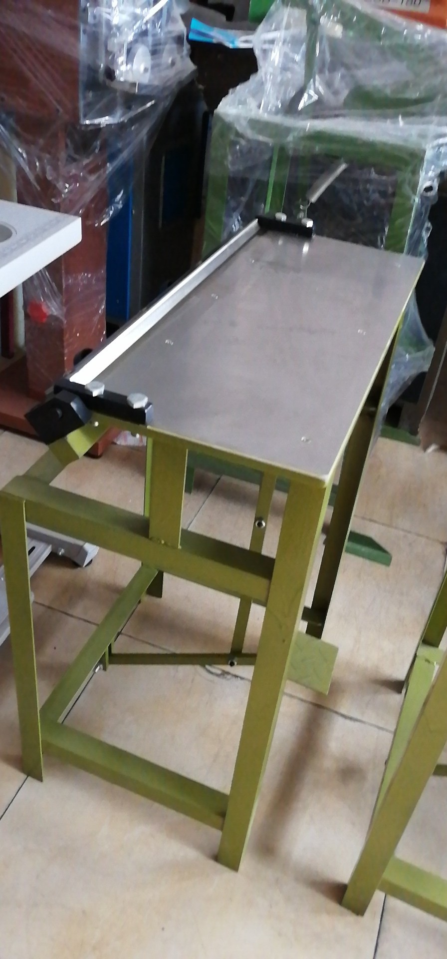 Factory direct sales of best-selling new edge-folding machines in large stock details Picture