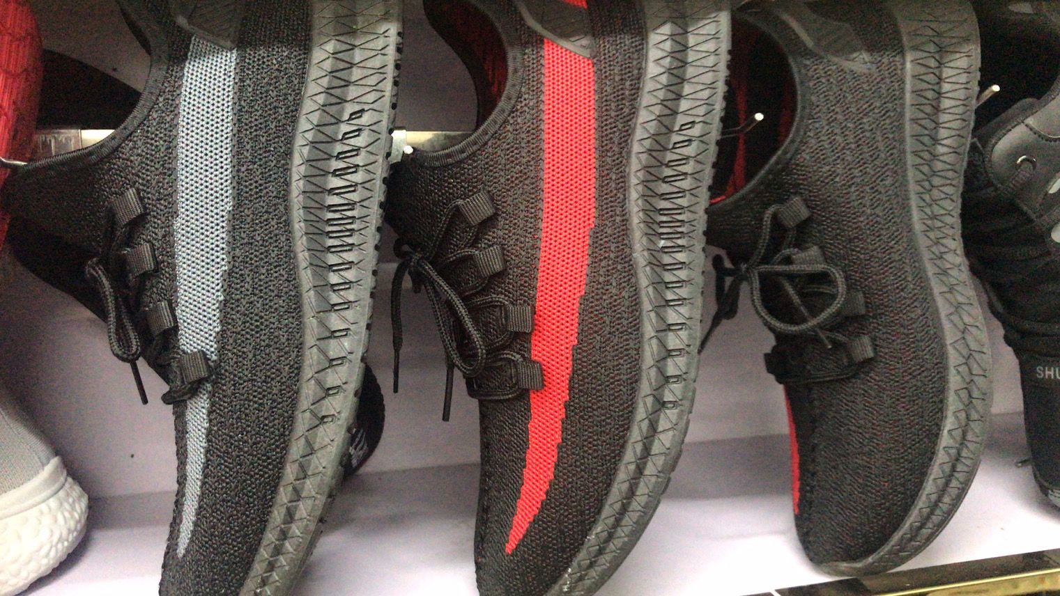 2020 new fashion casual sports shoes wholesale 3