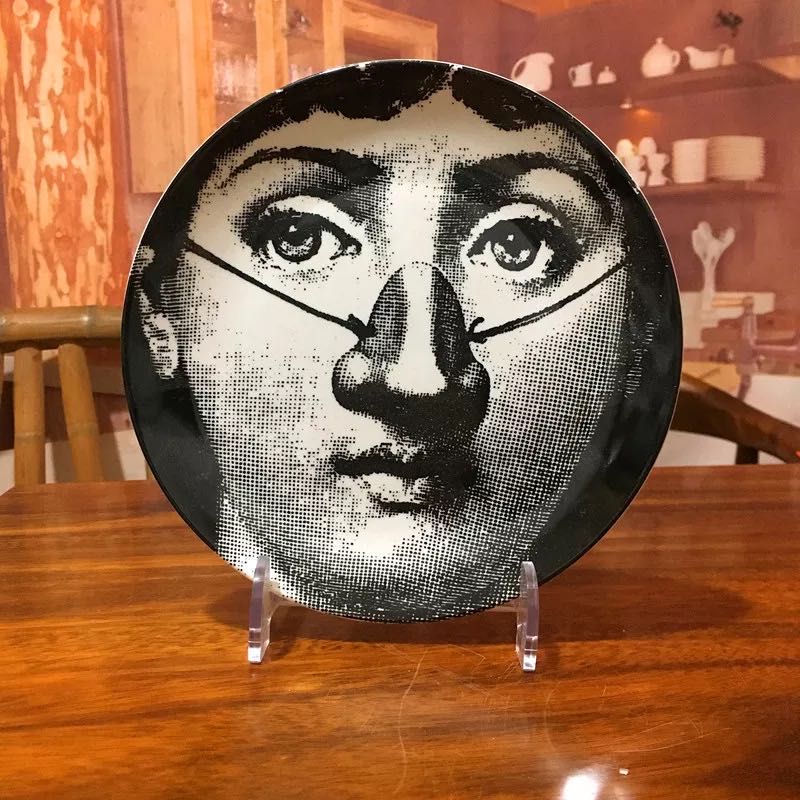10-inch European-style decorative plate, American-style hanging plate, ceramic art plate, sitting plate, wall decoration plate, jewelry plate, face plate detail image 3