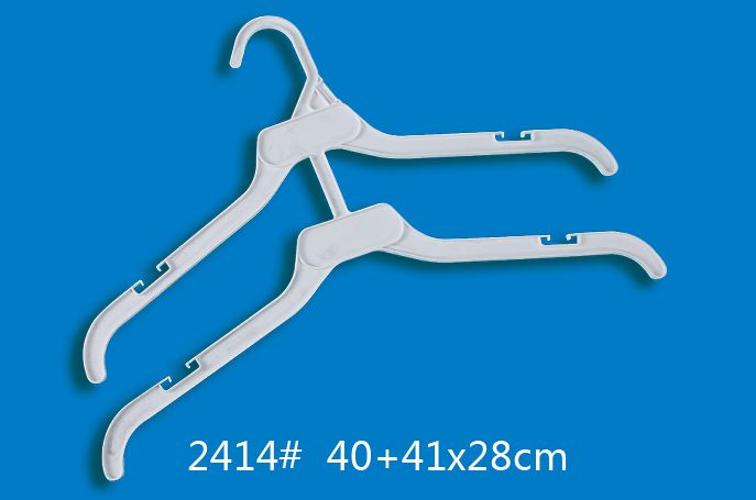 Plastic Hanger 2414
