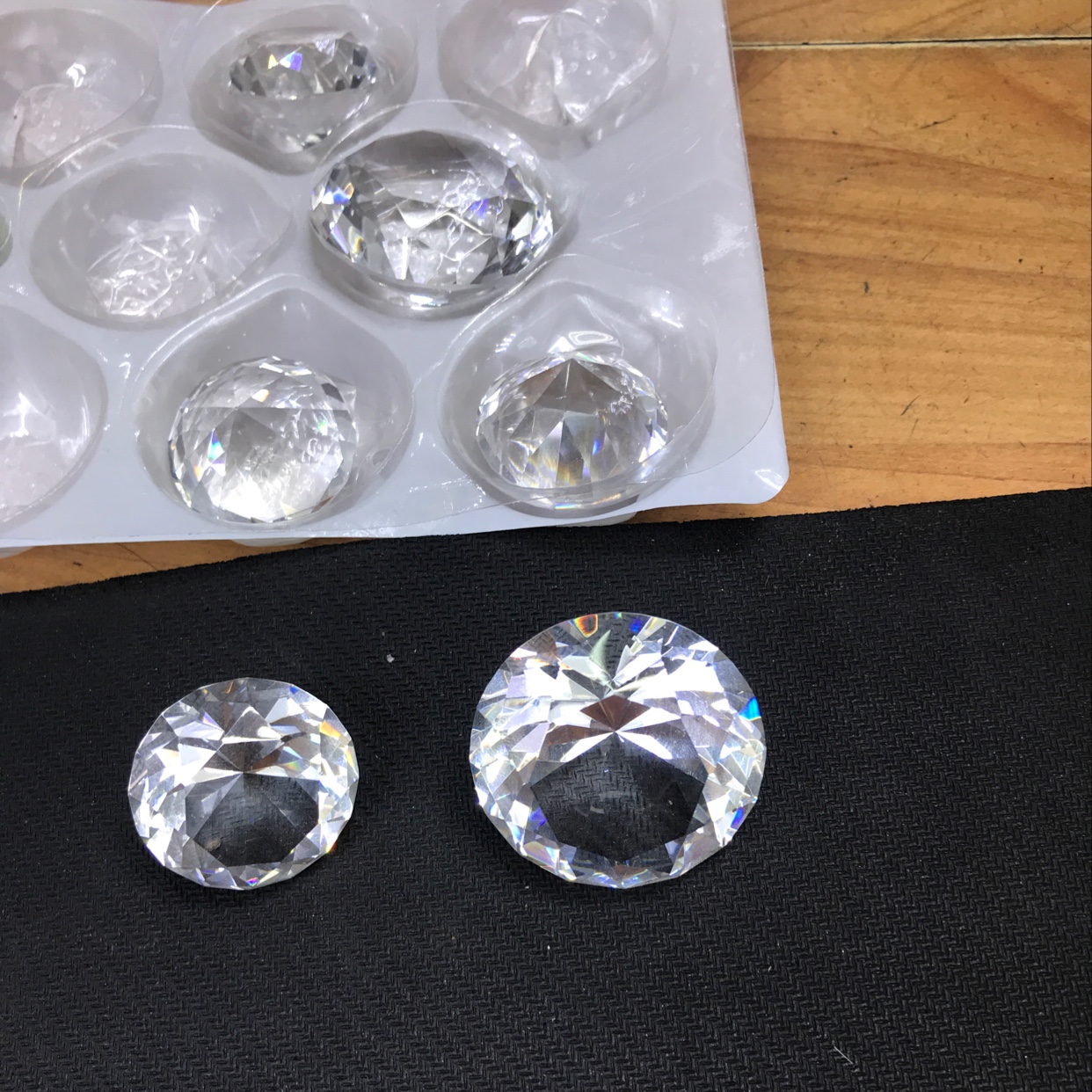 PVC package transparent diamond 4cm