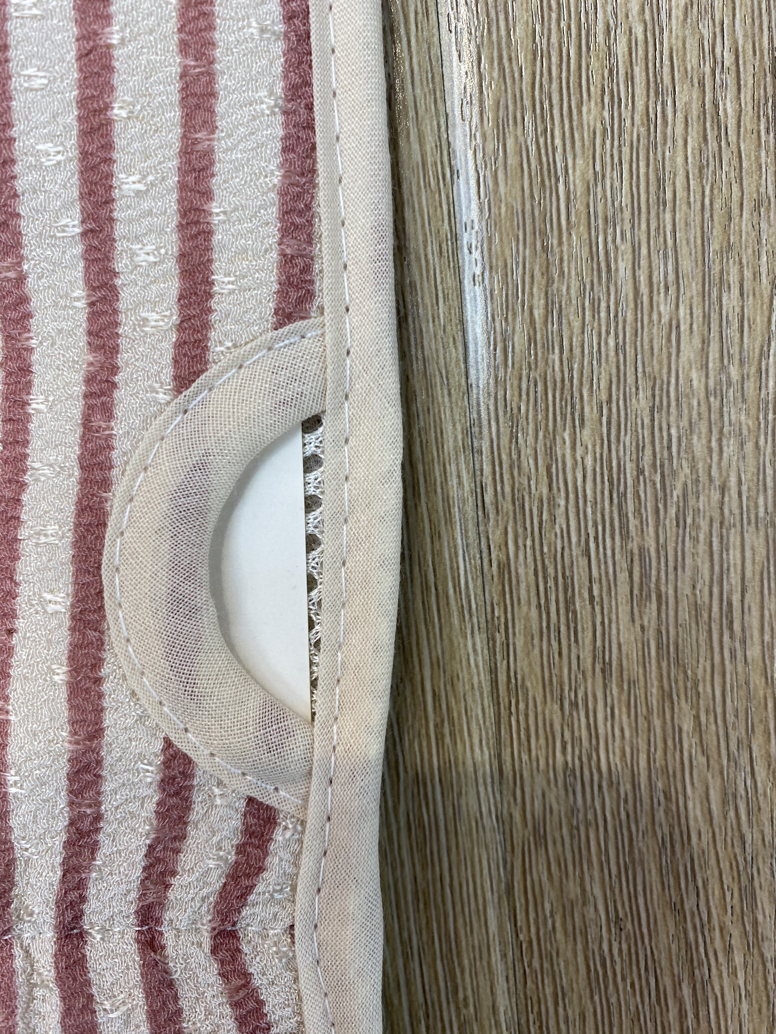 Shower towel Shower gloves vertical strip with dotted shower towel Item Picture