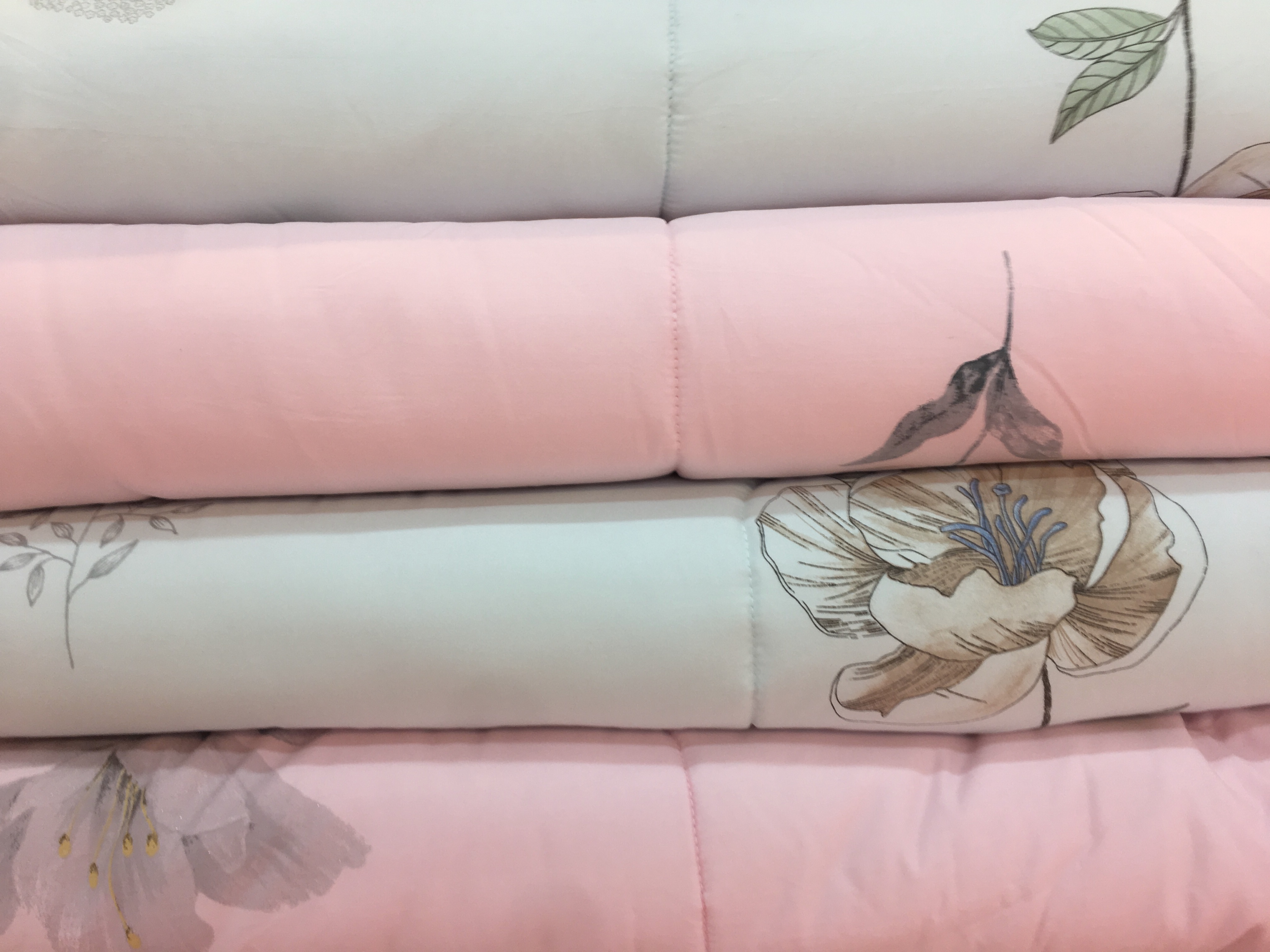 High Density Cotton Silkworm Pupa Spring And Autumn Quilt details Picture