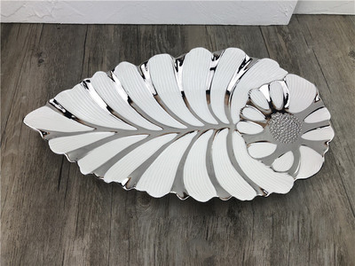 Wholesale silver-plated creative leaf plates, ceramic, modern and simple dining tables, coffee tables, fruit plates, home pastry and cake plates details Picture