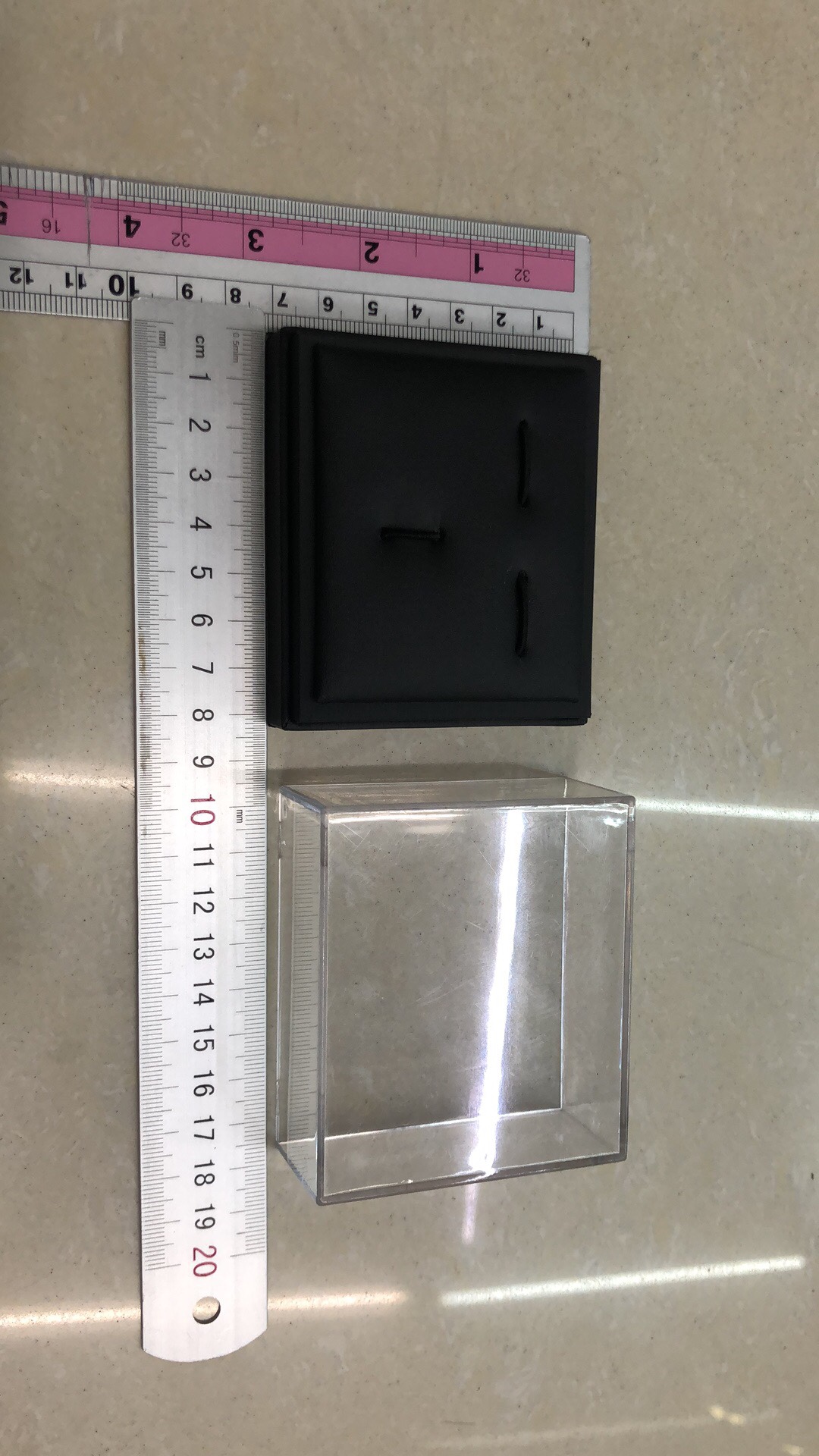 High-end cufflink tie clip box undefined