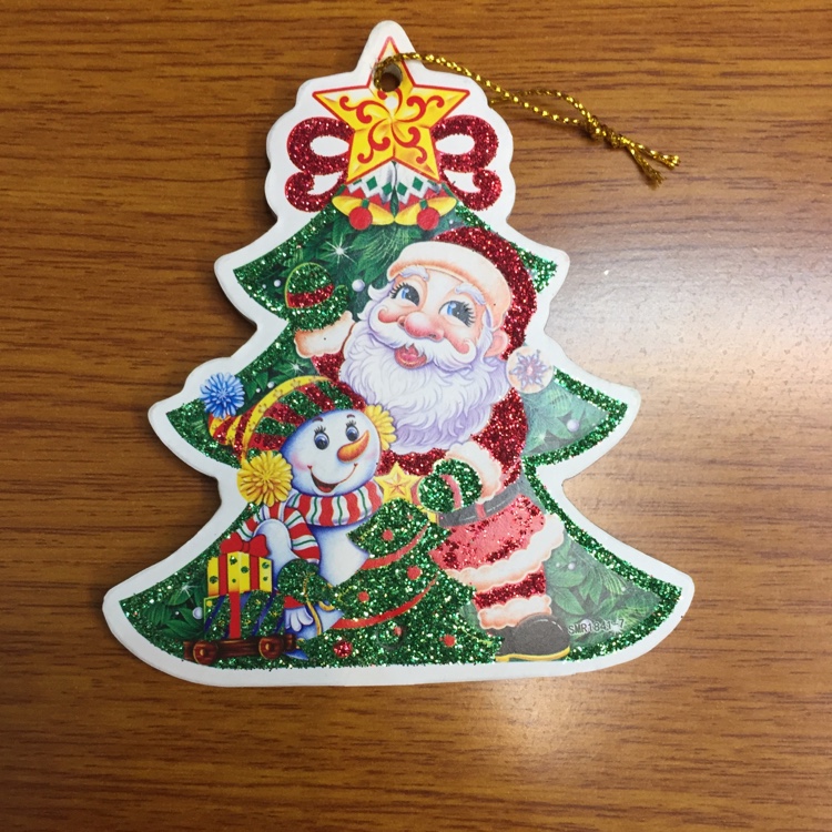 The manufacturer wholesals a variety of mixed Christmas tree foam pendants, Christmas ball gift boxes, decorative pendants and Christmas embellishments