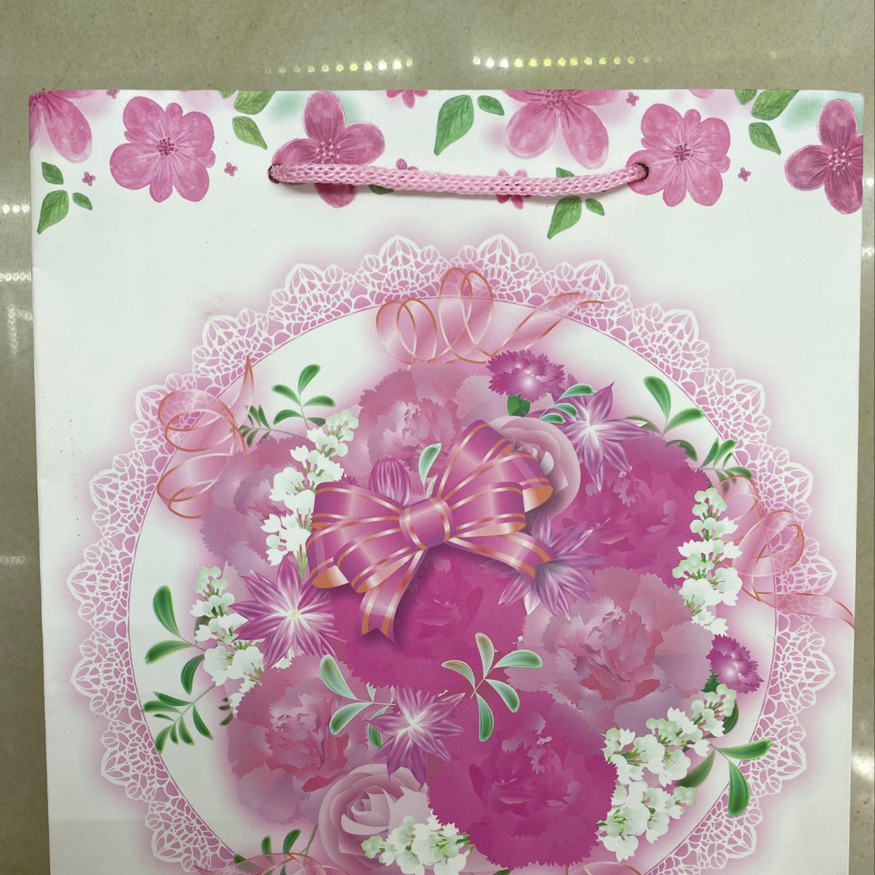 Floret gift bag thumbnail