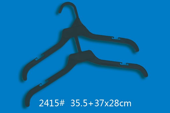 Plastic Hanger 2415