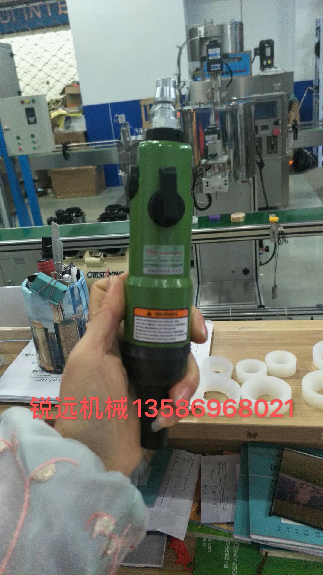 Semi-automatic multi-functional capping machine and locking machine factory direct sales, high efficiency and high quality Item Picture