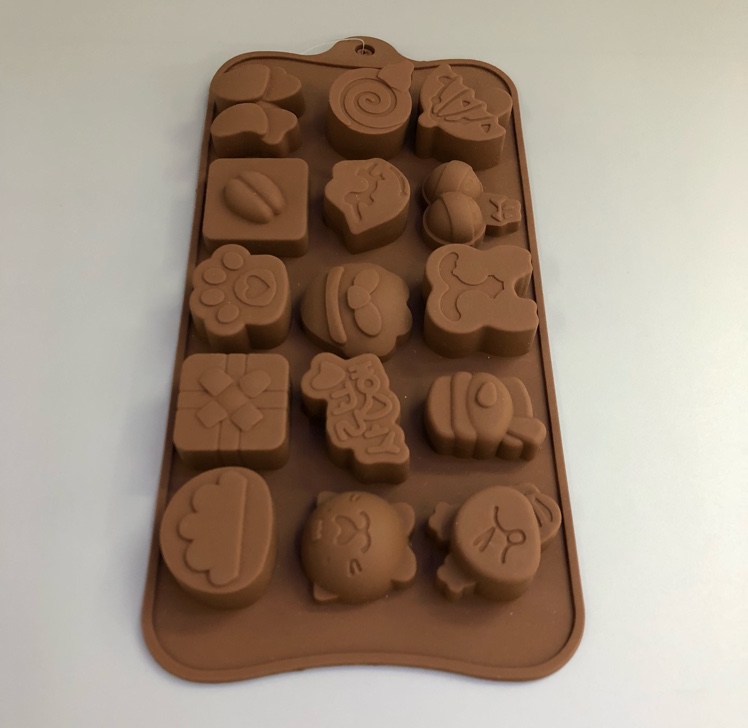 Silicone chocolate cake molds (life pictures)