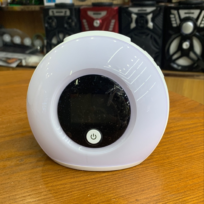 Speaker display screen