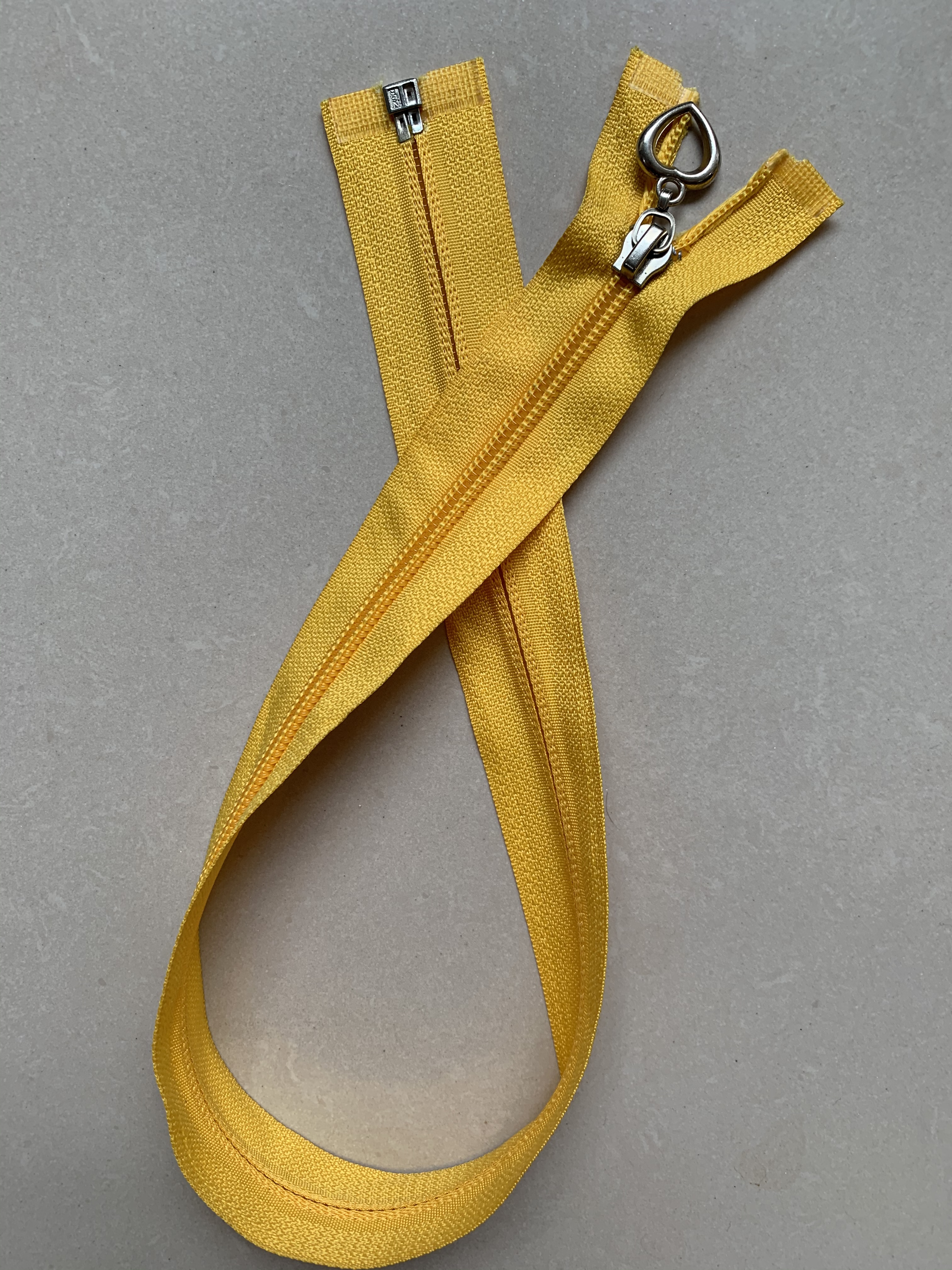 No. 5 nylon open heart decorative head Specification image