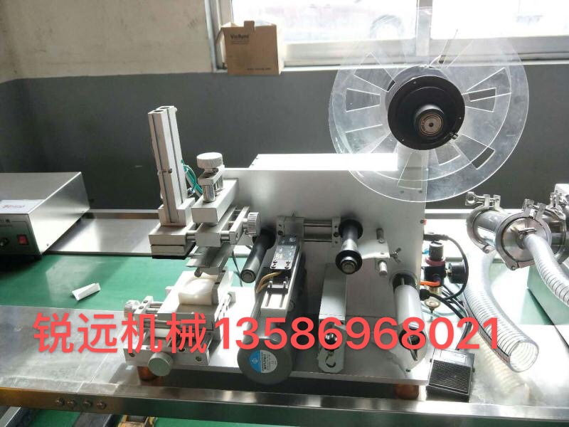 Ruiyuan Machinery Factory sells semi-automatic dual-purpose labeling machines directly and operates with integrity Application Scenario