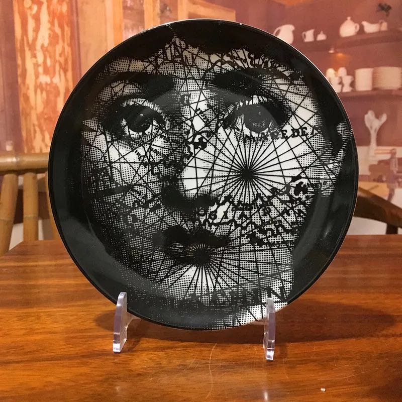 10-inch European-style decorative plate, American-style hanging plate, ceramic art plate, sitting plate, wall decoration plate, jewelry plate, face plate detail image 2