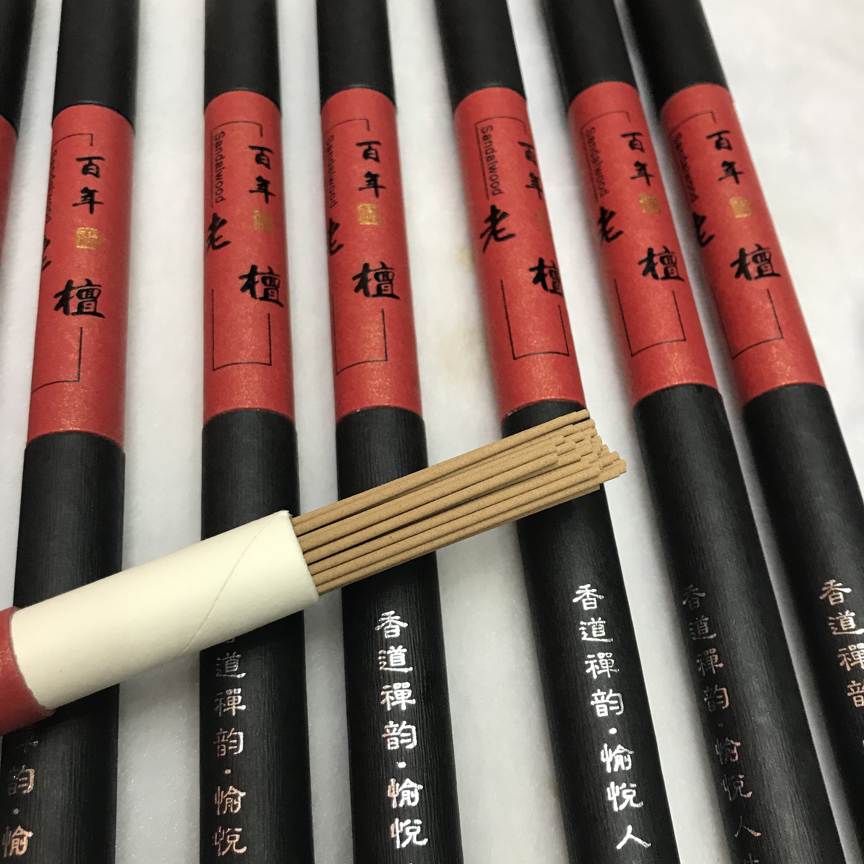 21 cm pure Indian old Mountain incense sticks, 10 grams per tube, about 36 sticks, lying incense without bamboo sticks details Picture