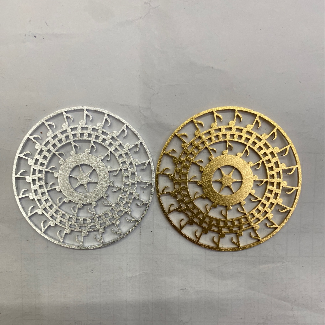 1.5铝片装饰件饰品配件切割氧化