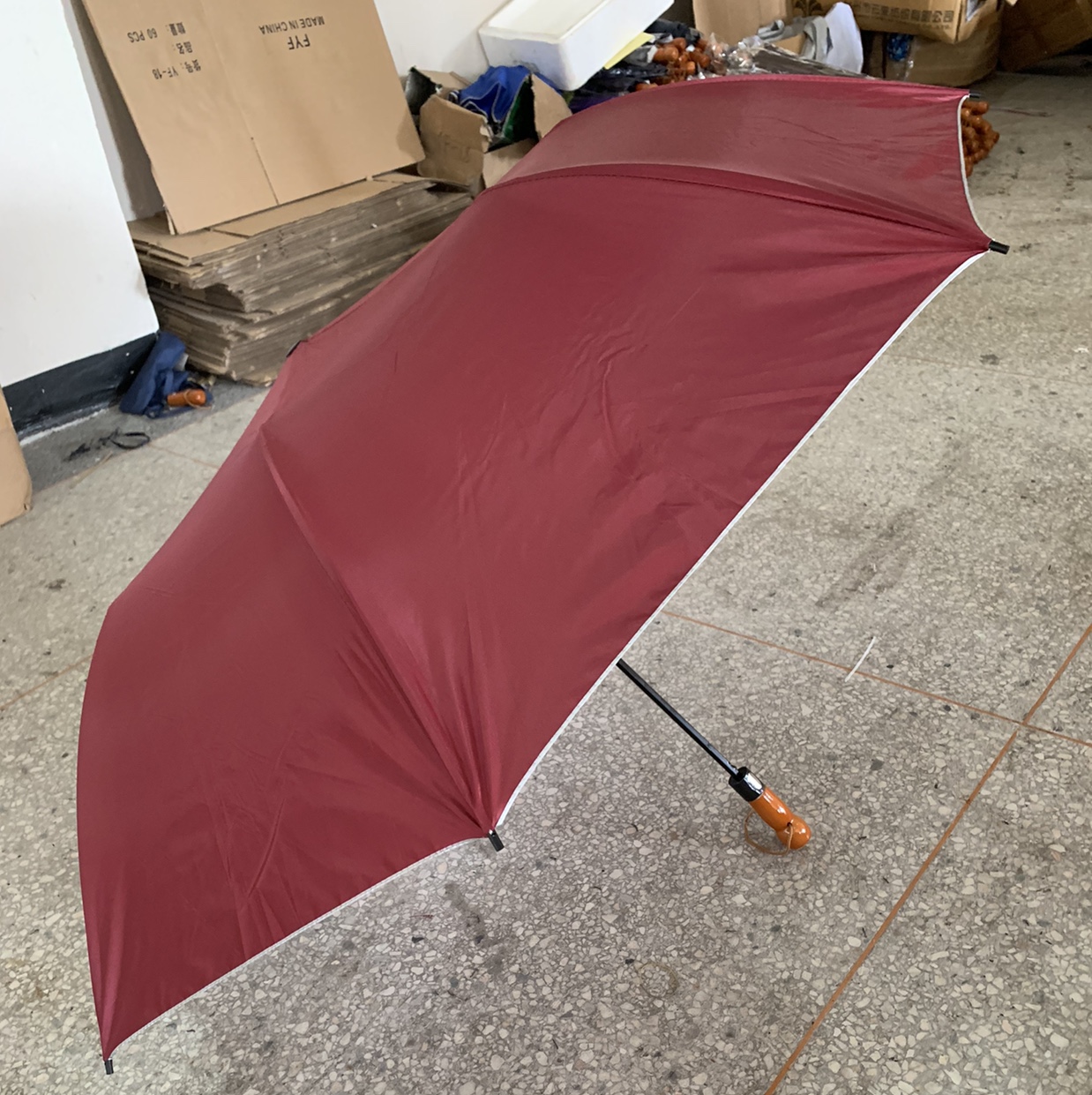 70*8K自动二折高尔夫银胶木头柄伞（酒红色）