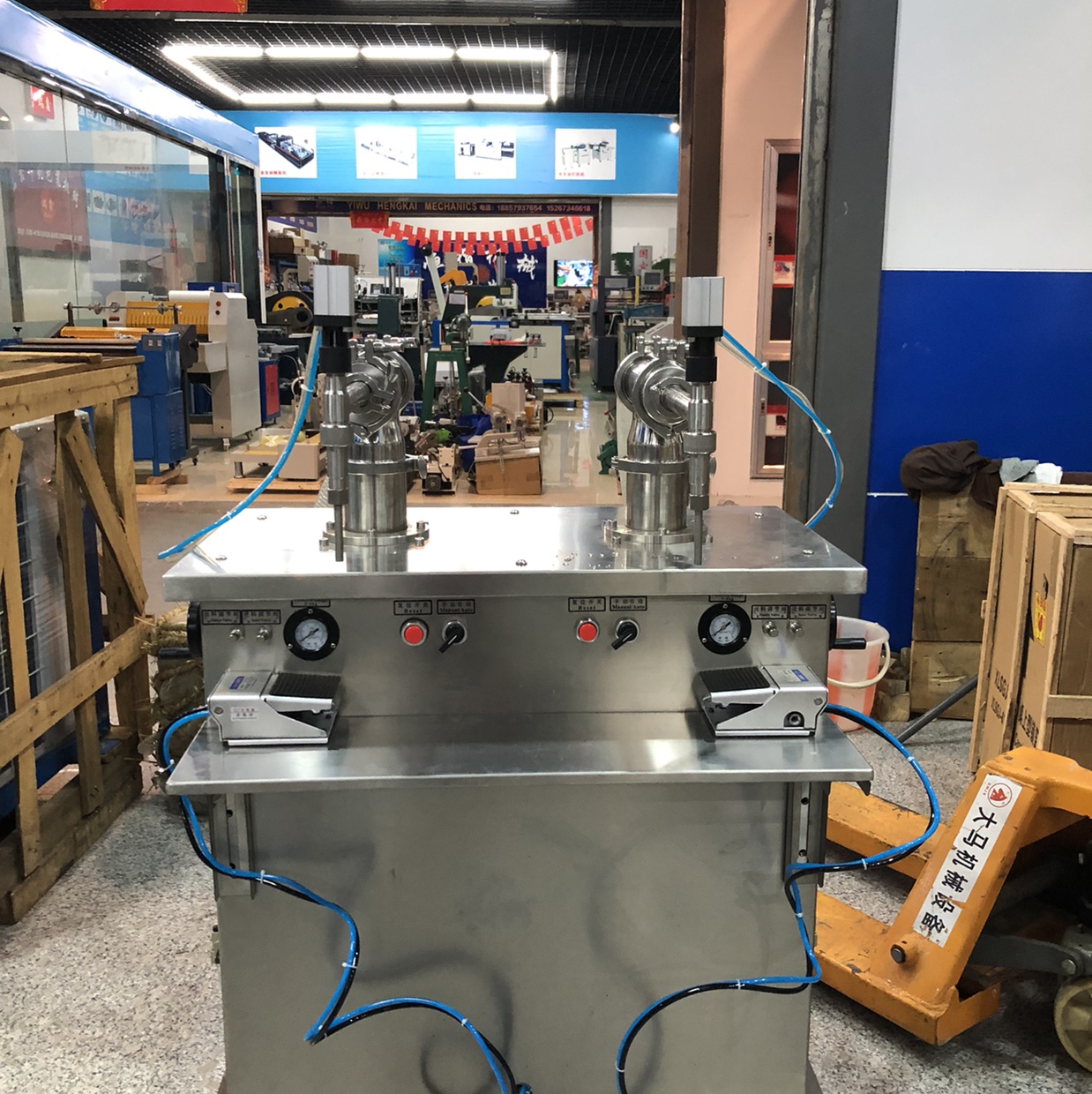 Double-head paste liquid filling machine packaging machinery manufacturer direct sales, honest operation
