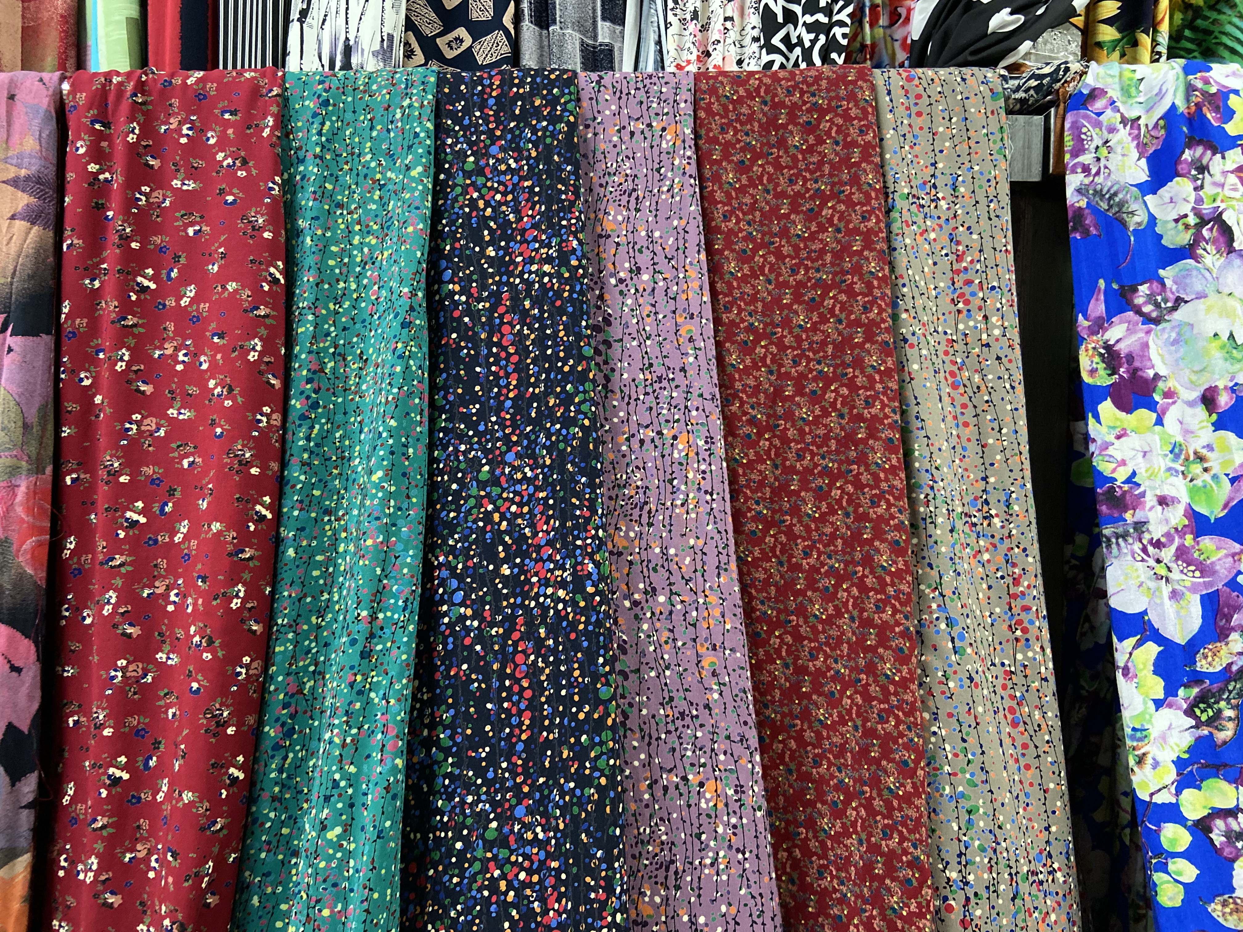 Black Pattern Carved Printed Rayon Cotton Clothing Fabric Ornaments Handicrafts Headwear Fabric Multi-Color Optional Specification drawing