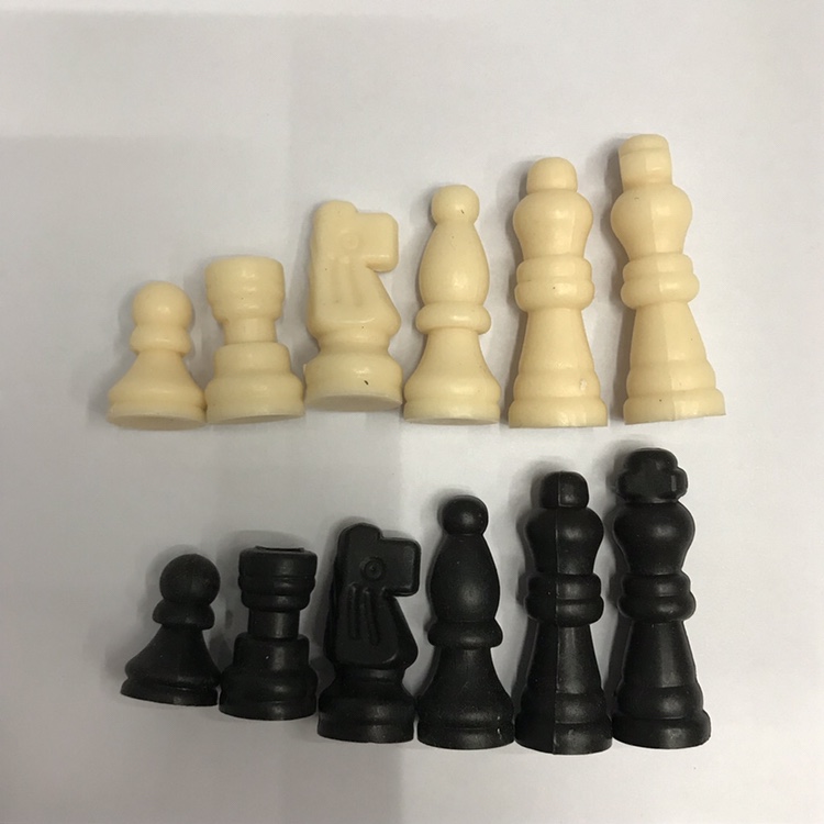塑料国际象棋实心棋子王高1.5寸38mm