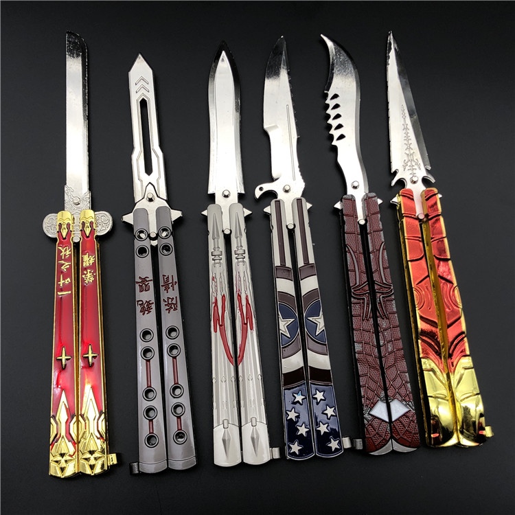 The alloy weapon model of the butterfly blade slicing training tool for the anime peripheral "Naruto One Piece: Demon Slayer" has not been sharpened Application Scenario
