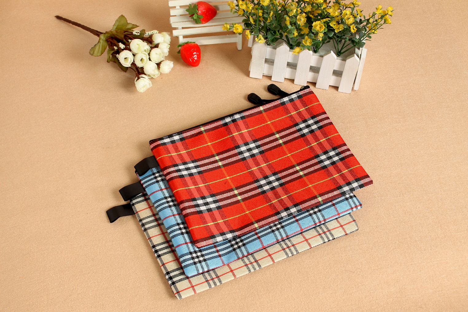 B5 grid zip file bag