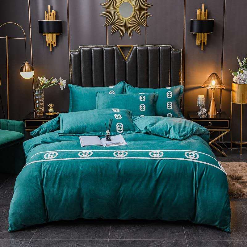 Four-piece towel embroidered baby plush set Item Picture