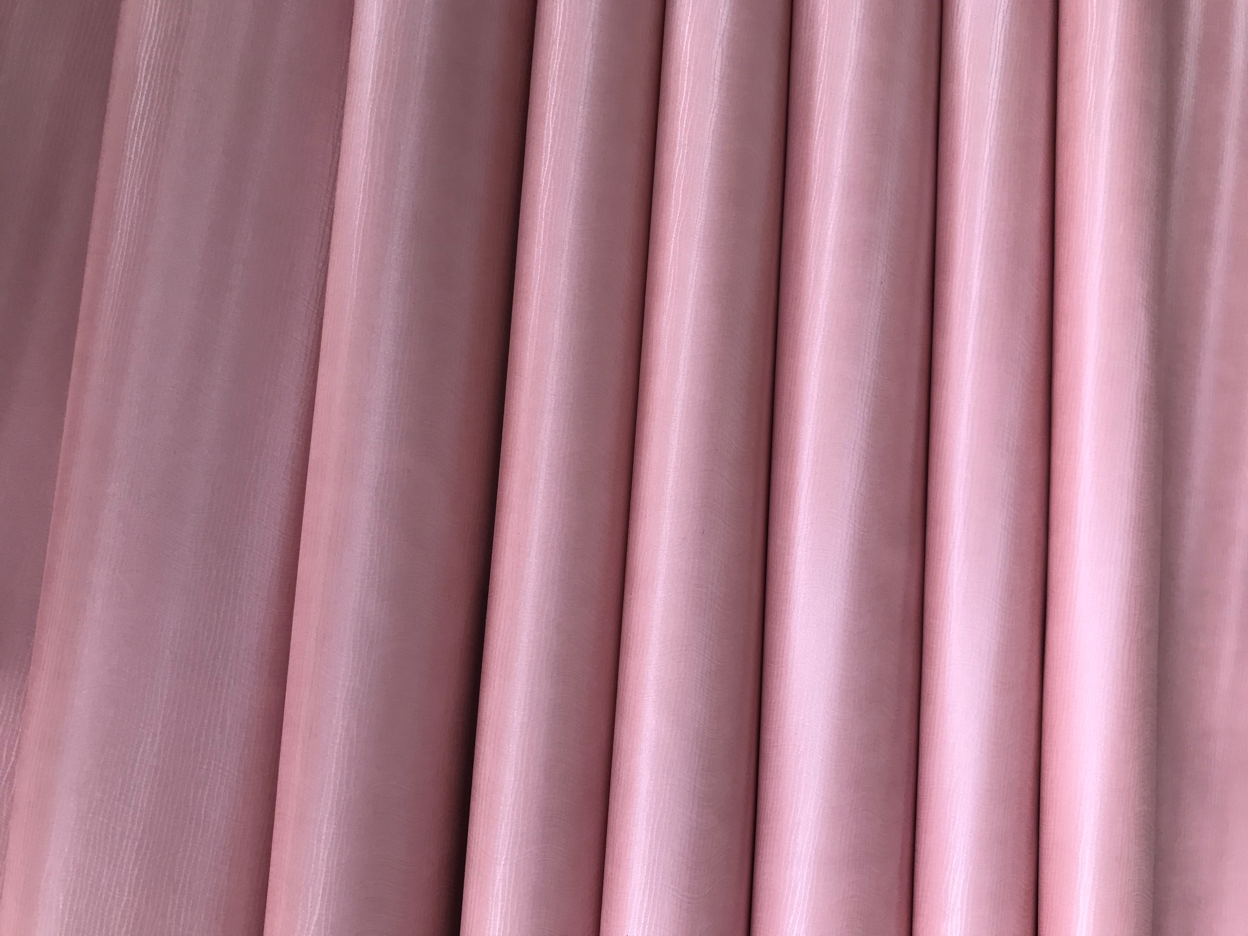 工厂直销半PU人造革渐变双色1.0厚套色直条纹箱包皮具鞋子服裝帽子相册工艺品等产品图