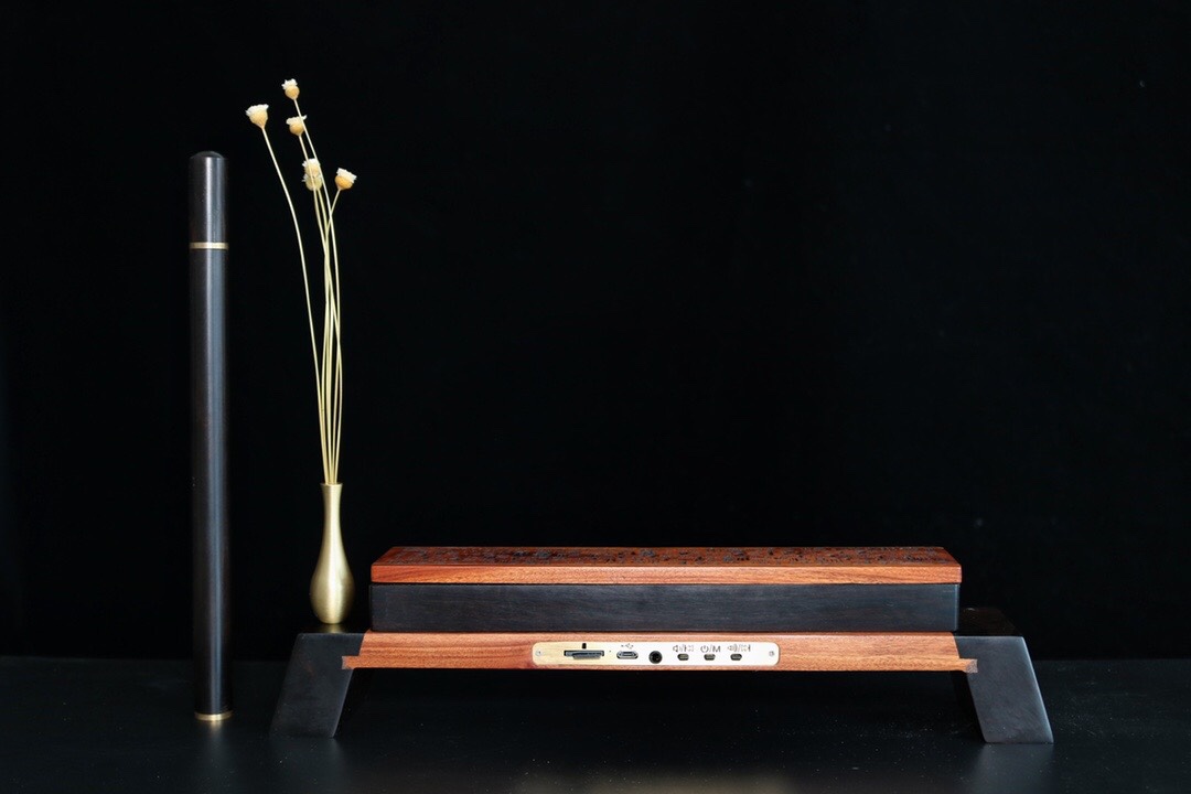 Solid wood music machine, a pure music tea room Zen-inspired decoration undefined