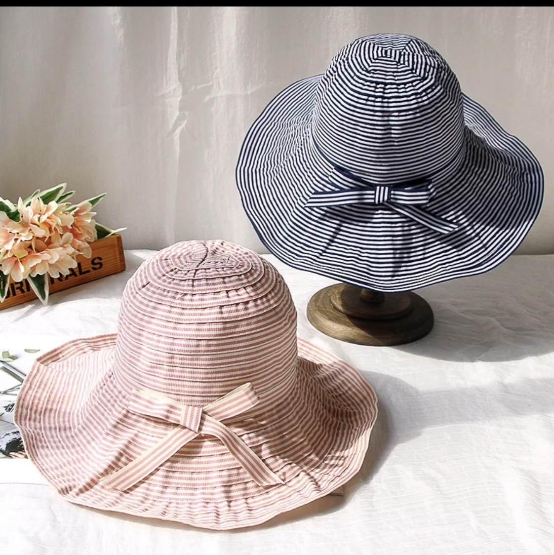 Cloth sunshade hat against straw hat fashion hat thumbnail